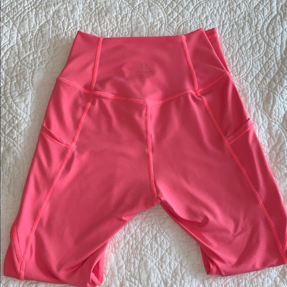 Halio LA neon pink leggings